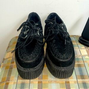 TUK-V7757 BLACK SUEDE VIVA MONDO CREEPERS